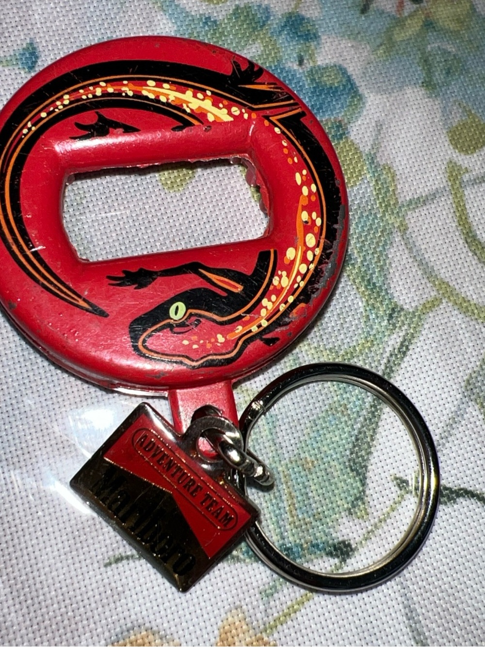 Marlboro Red and Black lizard Adventure Team Keychain Tag